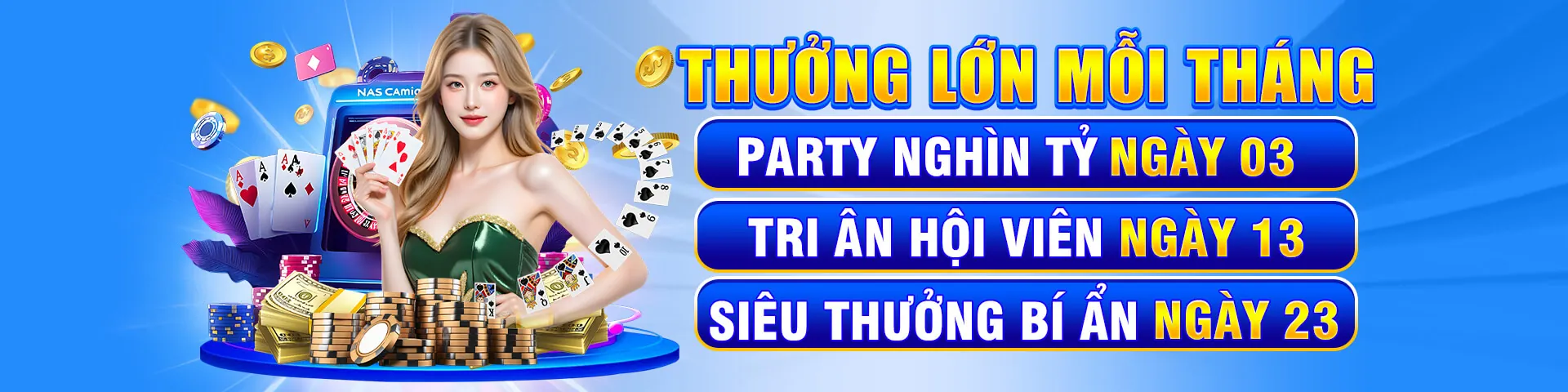 Vận động viên tennis đang giao bóng trên sân đất nện
